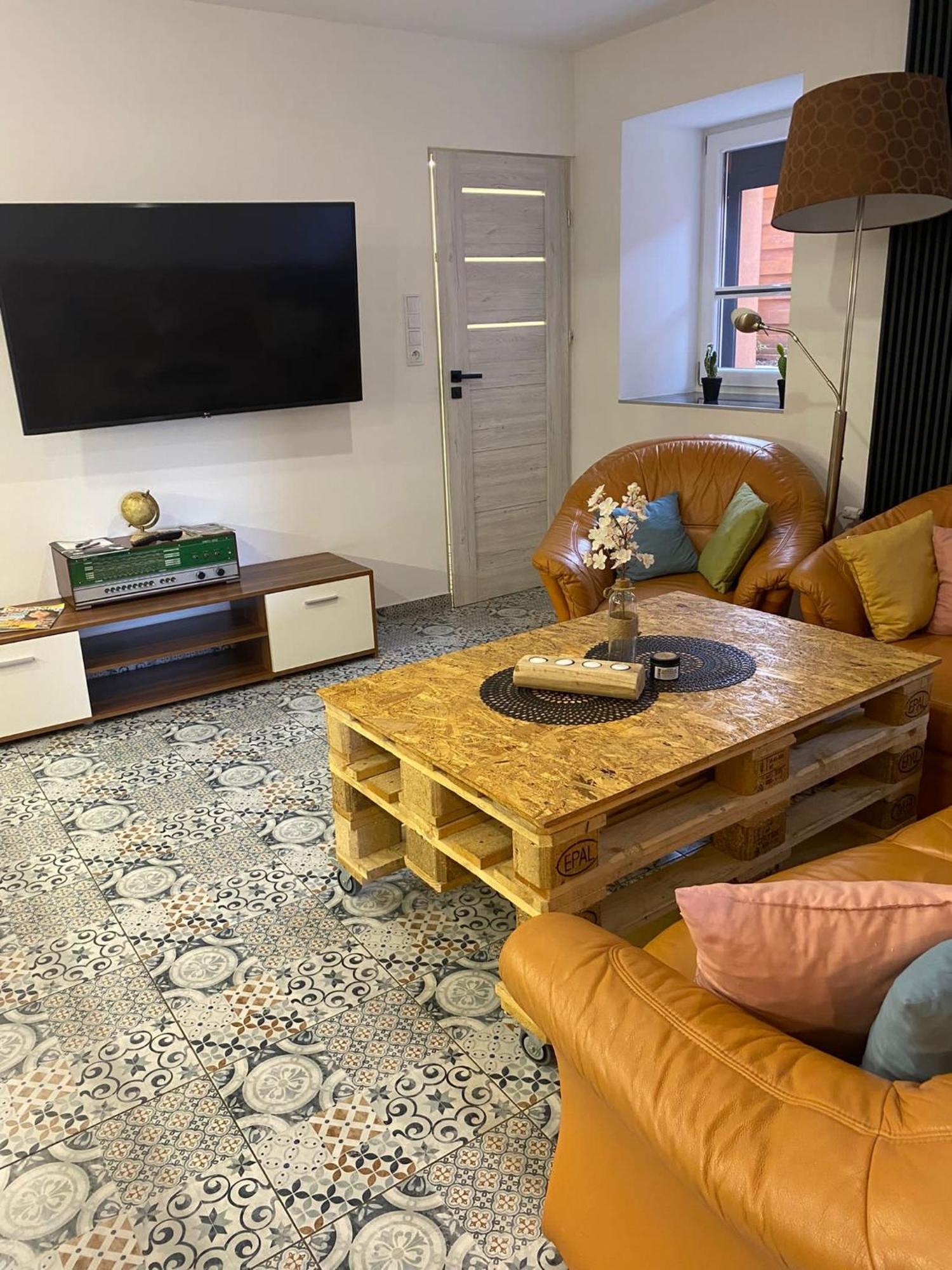 Blisko Teatru 2 Apartment วาลบ์จิก ภายนอก รูปภาพ